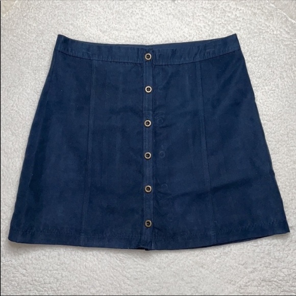 HOLLISTER BLUE BUTTON DOWN SUEDE MINI SKIRT
Size 7 Y2k 90s - Picture 8 of 8